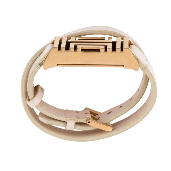 Tori Burch x Fitbit double wrap bracket. Gold fitting with neutral leather band. - Picture 3 of 7